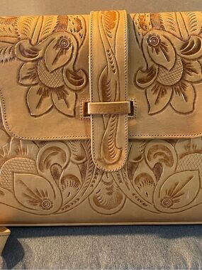 Pymsa Hand-Tooled Aztec Calendar & Floral Tan Leather Satchel made in Mexico
